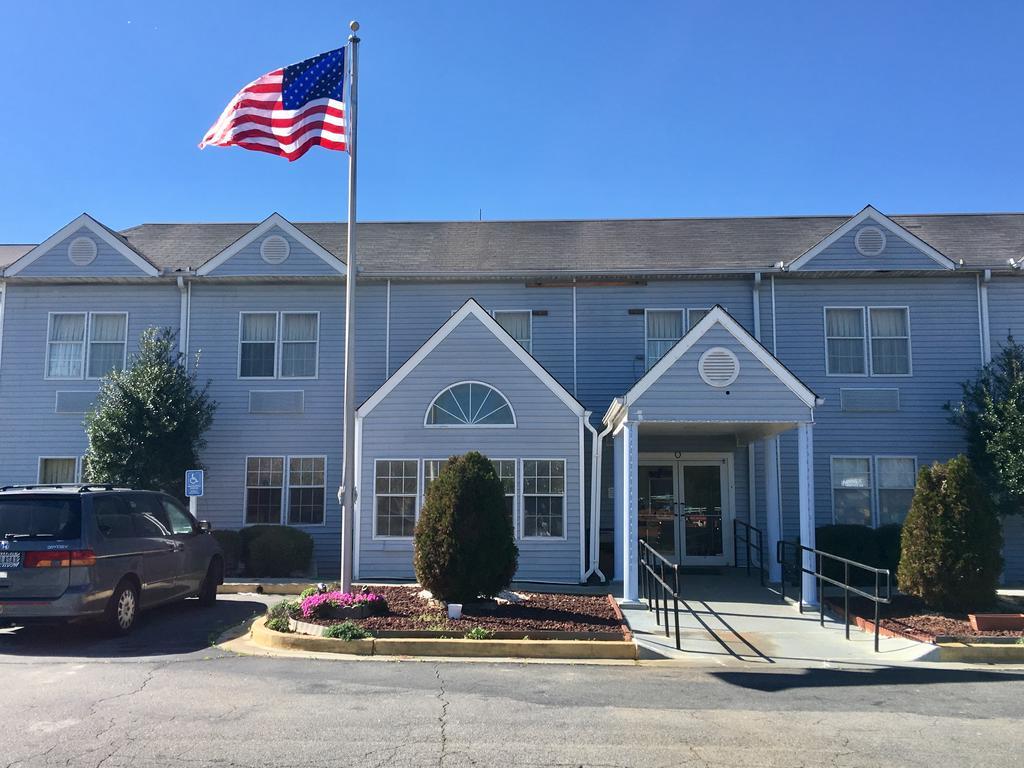 Holiday Lodge - Greensboro/Lake Oconee Exterior photo